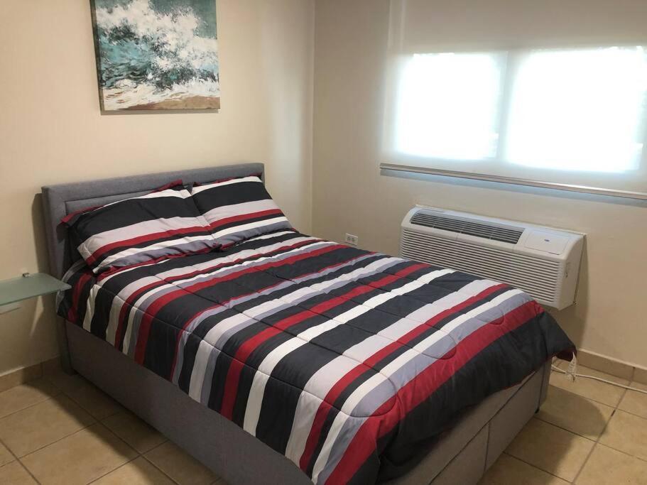 Aquatika Beach Apt 1St Fl 로이자 외부 사진